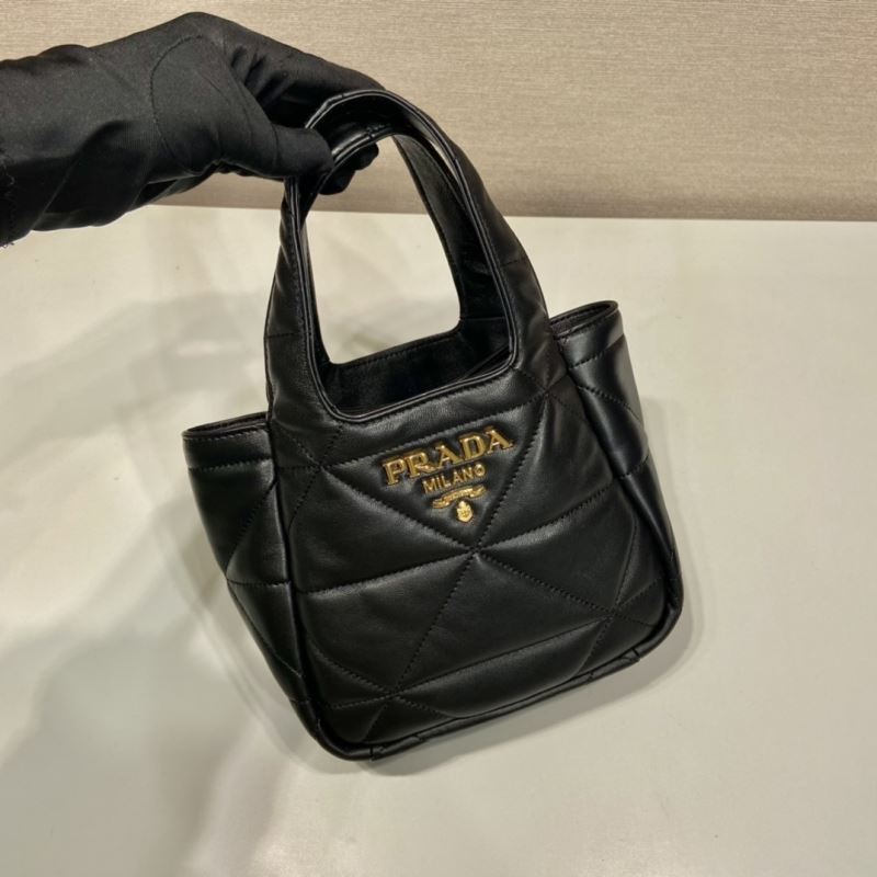 Pra*a tote bags